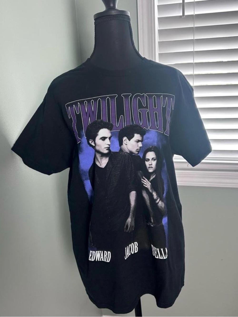 Twilight Movie Graphic Tee